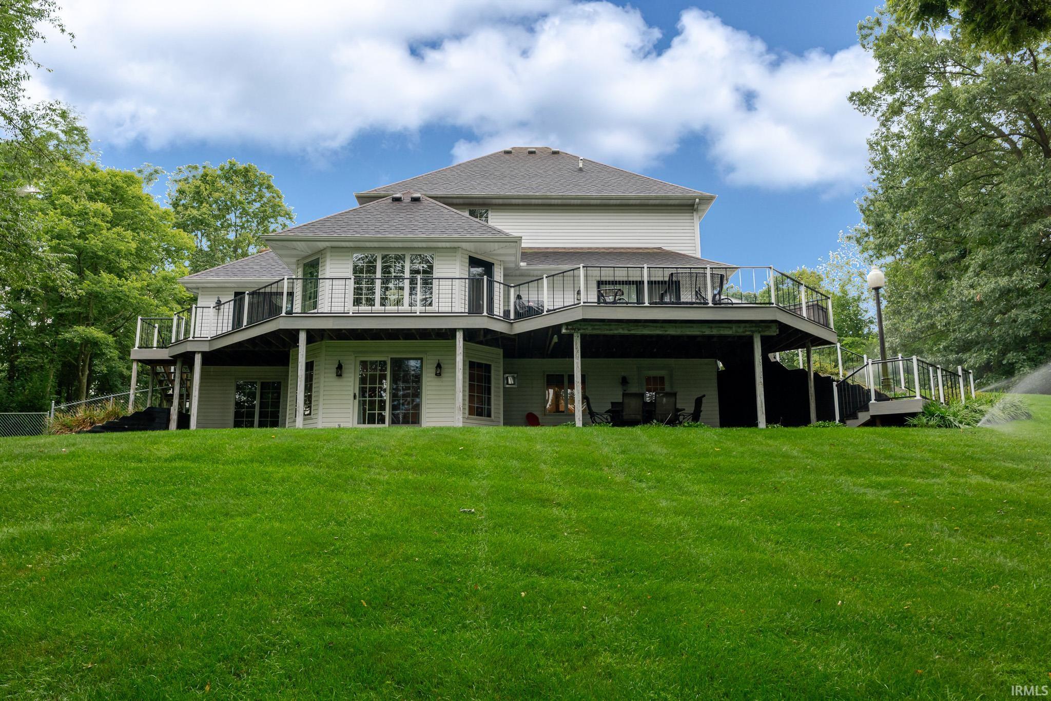 217 Greenfield Drive Middlebury IN 46540