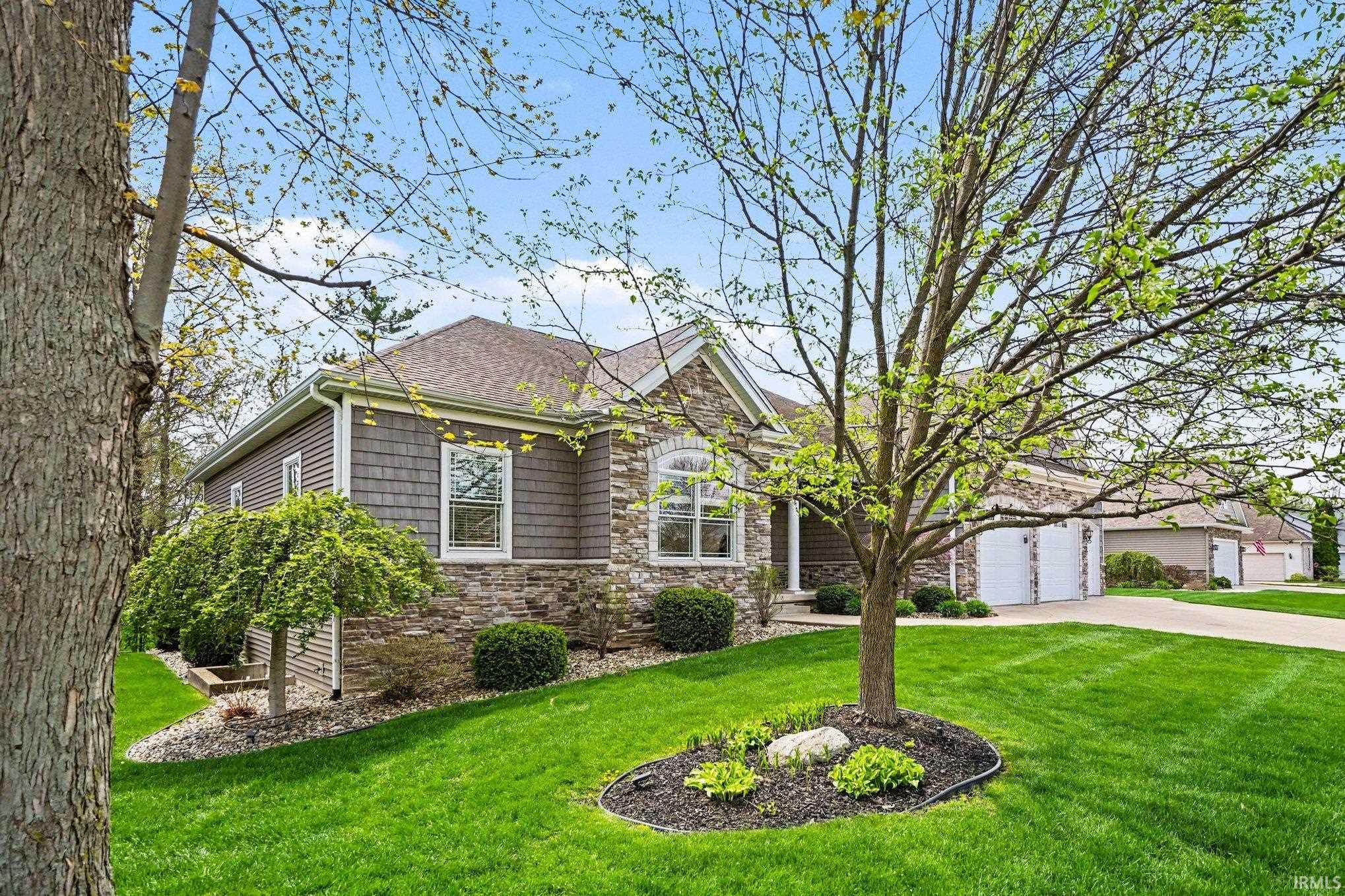 1810 Alfton Court South Bend IN 46614