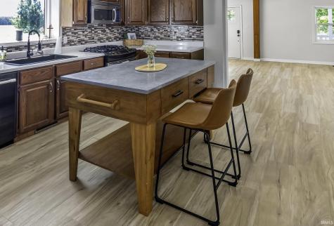 7823 E 750 N Road Ossian IN 46777