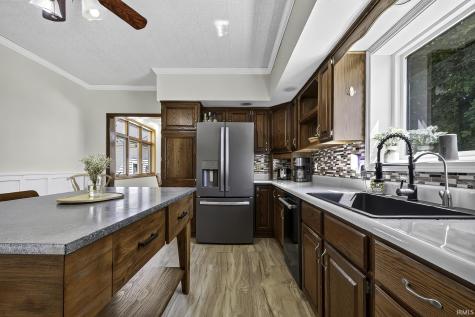 7823 E 750 N Road Ossian IN 46777
