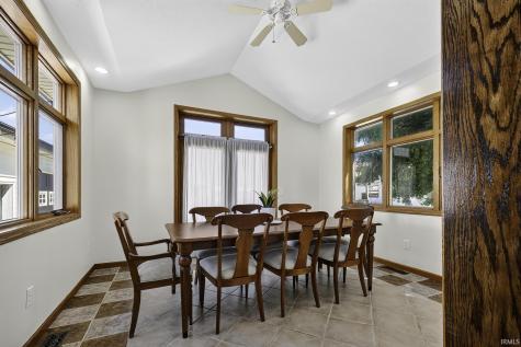 7823 E 750 N Road Ossian IN 46777