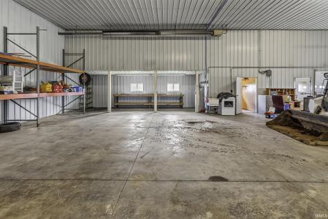 7823 E 750 N Road Ossian IN 46777
