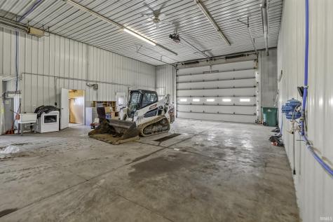 7823 E 750 N Road Ossian IN 46777