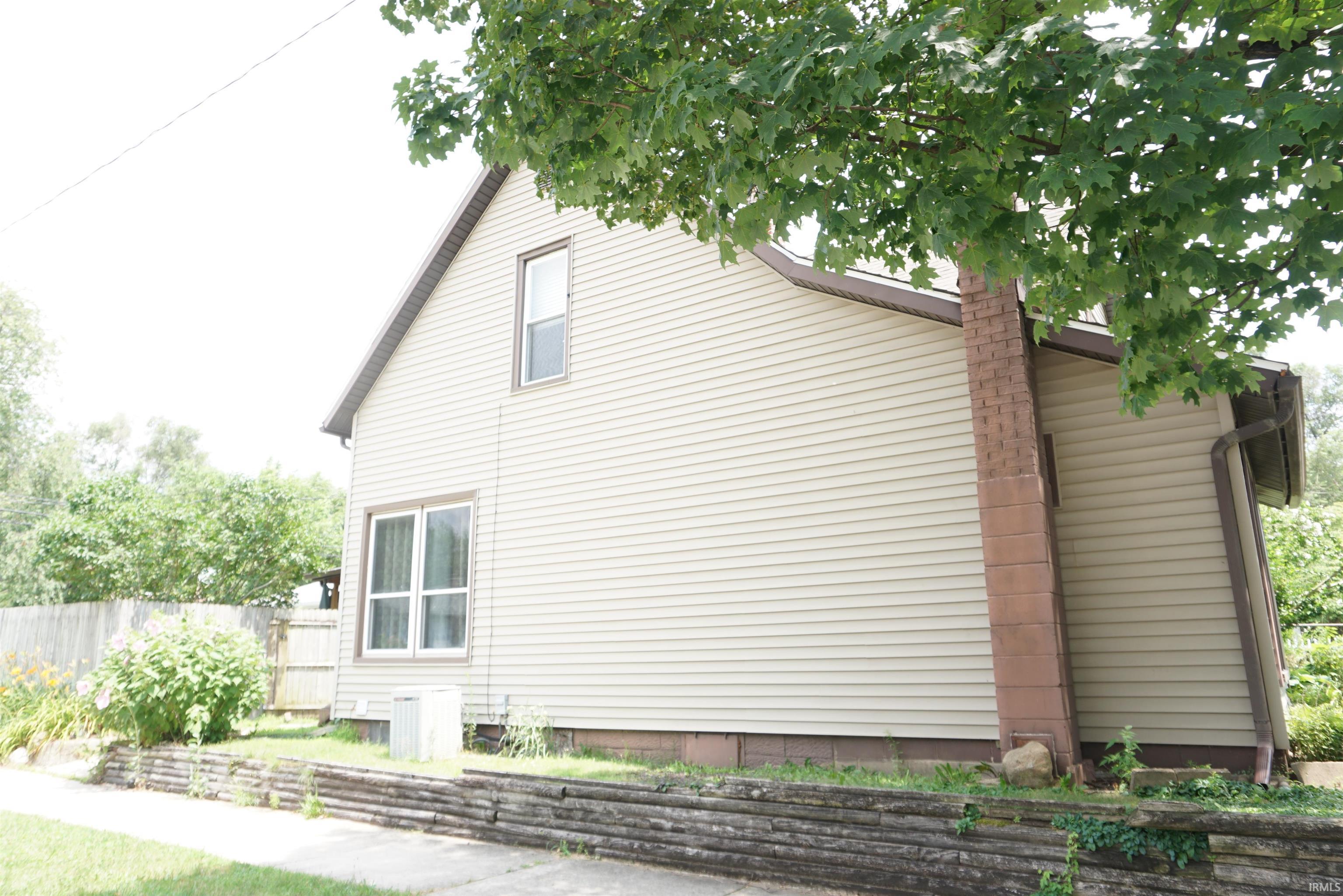234 W Lawrence Street Mishawaka IN 46545