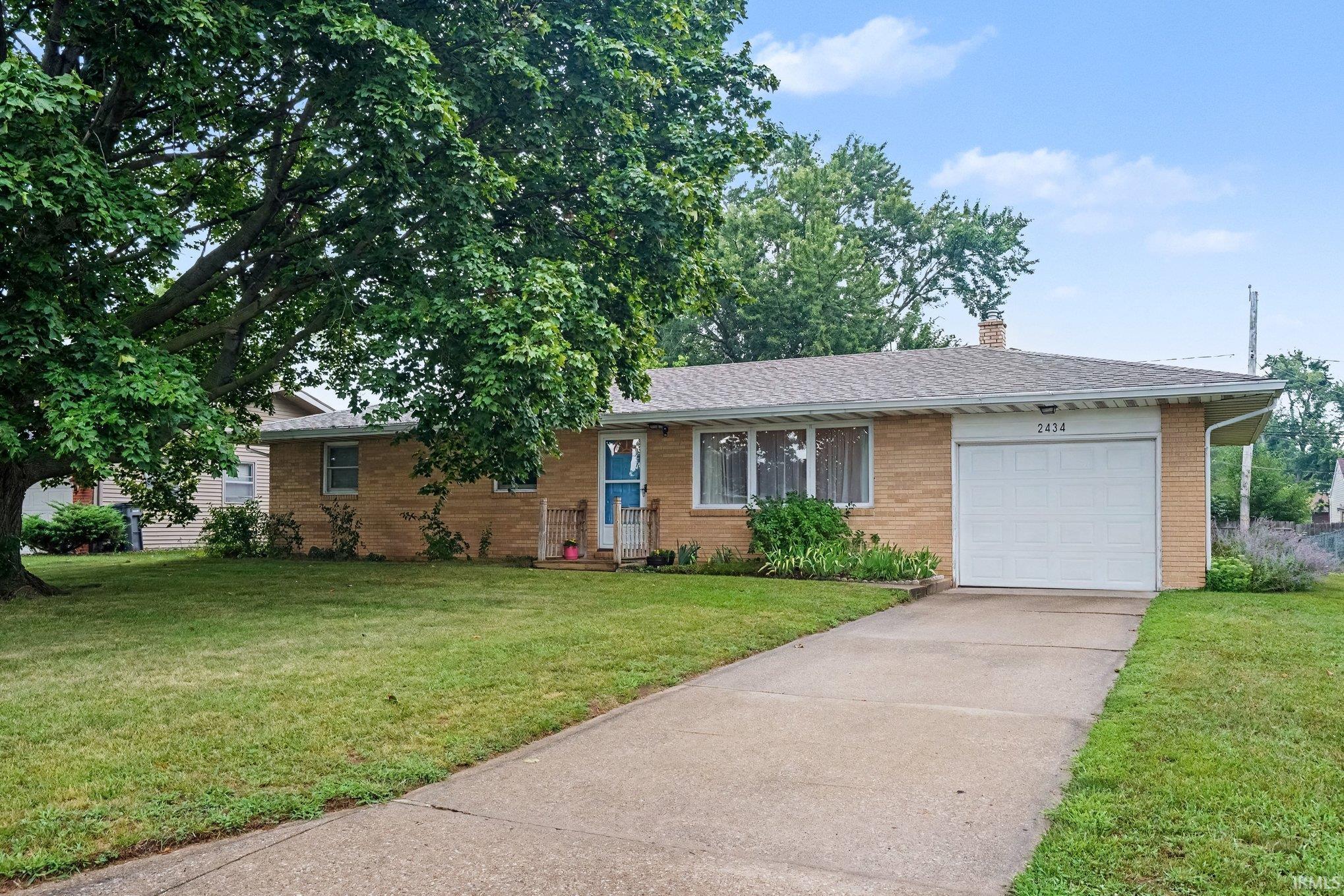 2434 Roys Avenue Elkhart IN 46517