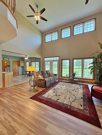 4300 Gardenia Lane Washington IN 47501