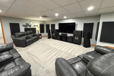 4300 Gardenia Lane Washington IN 47501