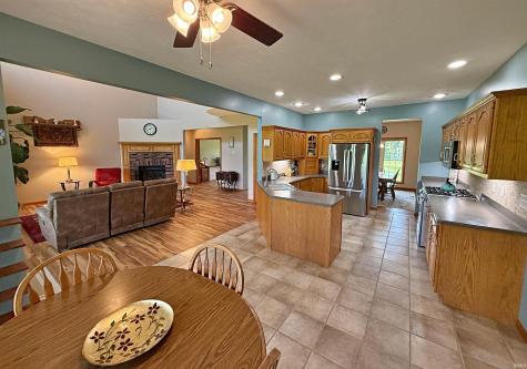 4300 Gardenia Lane Washington IN 47501