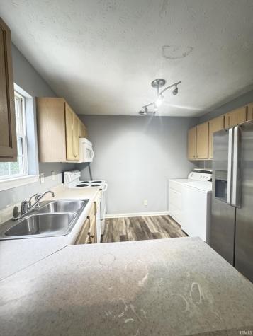 9808 Cayes Drive Evansville IN 47725