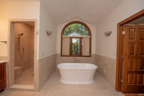 811 Deerwood Ridge Lafayette IN 47905