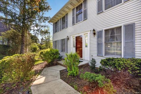 2711 S Mcmillan Court Bloomington IN 47401