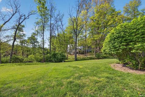 2711 S Mcmillan Court Bloomington IN 47401