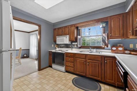 2711 S Mcmillan Court Bloomington IN 47401