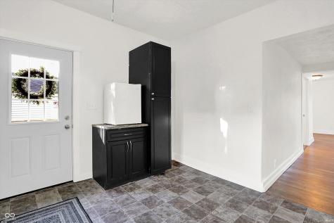 9003 N Us Highway 52 Colfax IN 46035