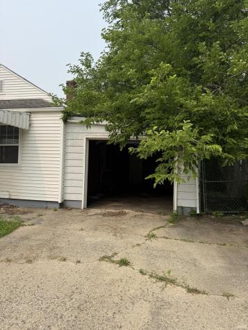 1209 Oxford Street Fort Wayne IN 46806