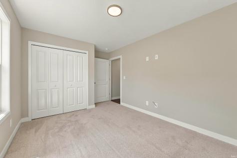 2805 W Preserve Lane Muncie IN 47304