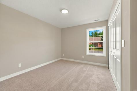 2805 W Preserve Lane Muncie IN 47304