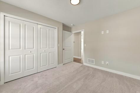 2805 W Preserve Lane Muncie IN 47304