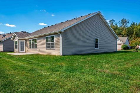 2805 W Preserve Lane Muncie IN 47304