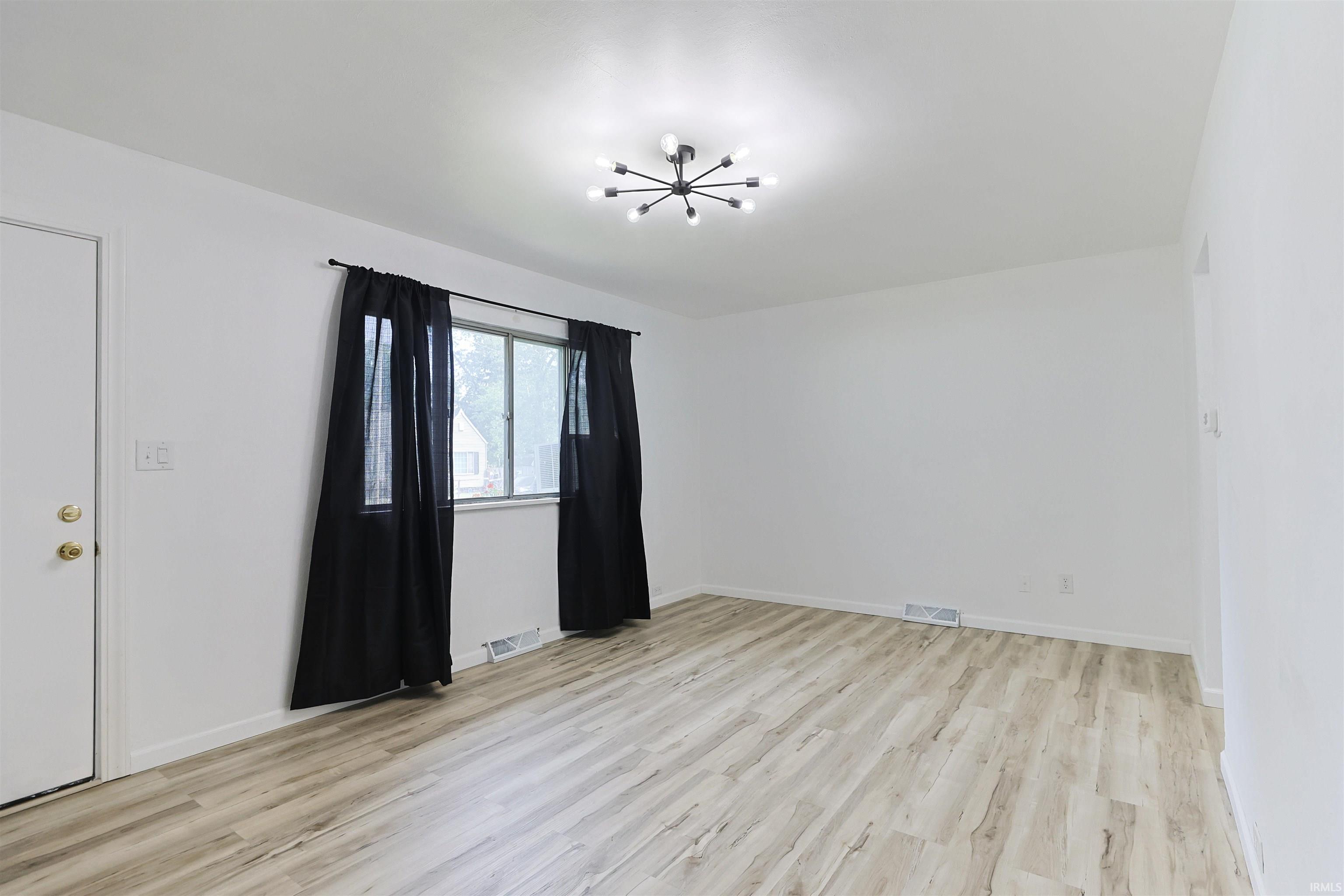 1134 Kinyon Street South Bend IN 46616