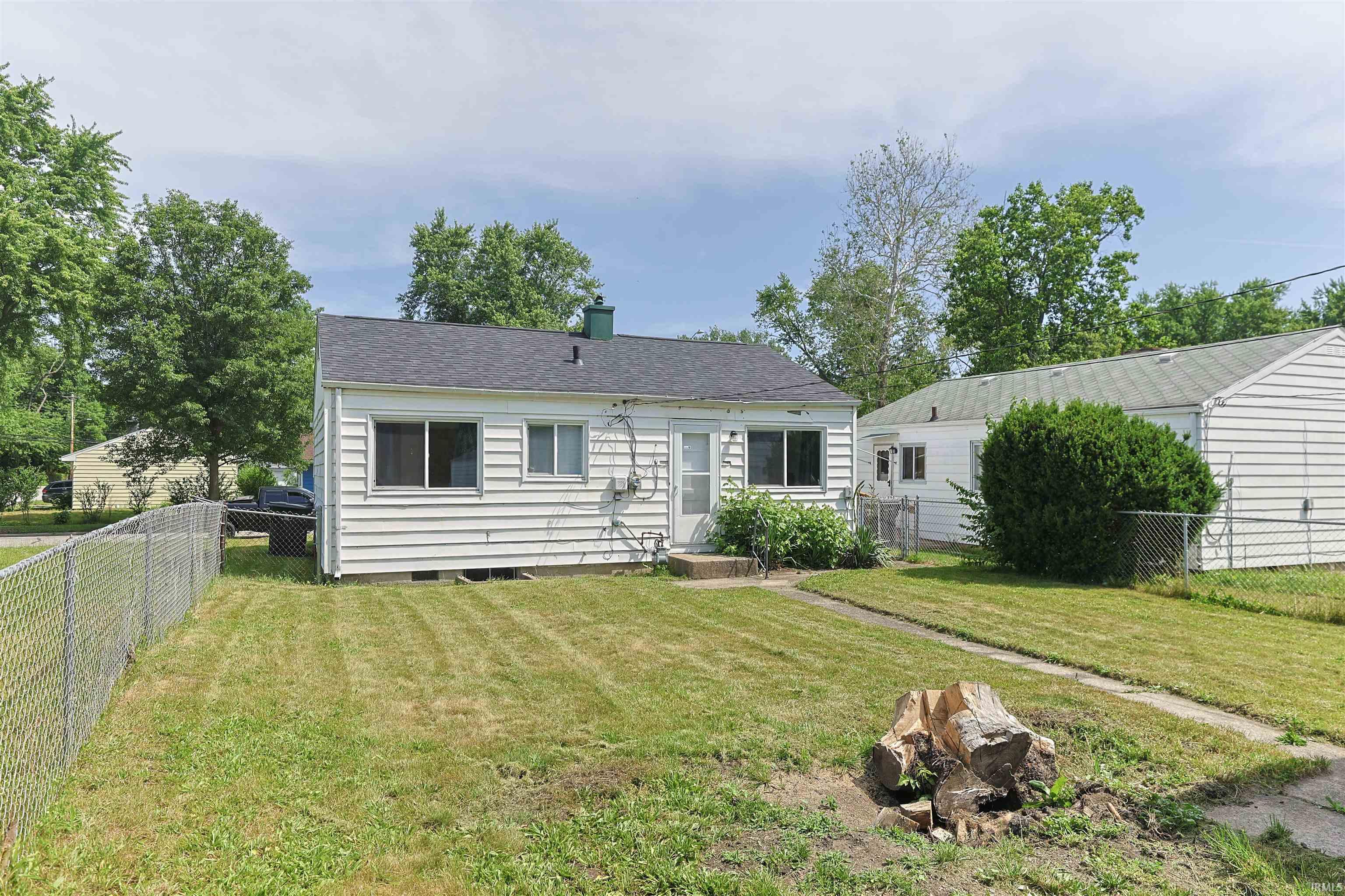 1134 Kinyon Street South Bend IN 46616