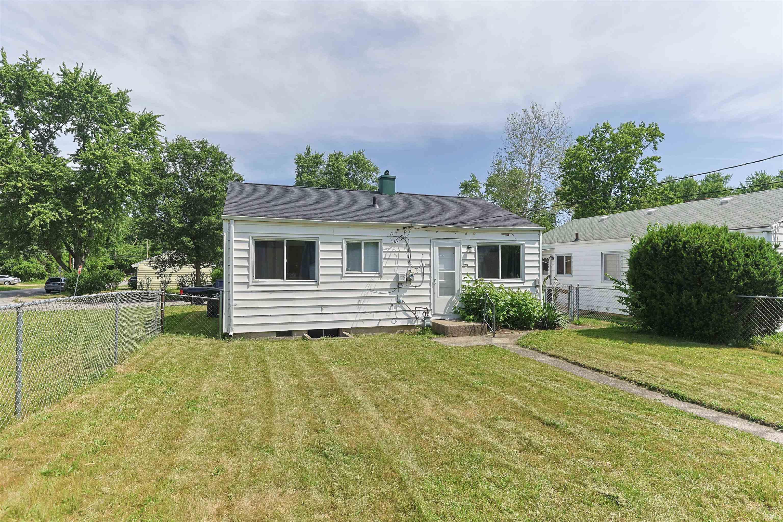 1134 Kinyon Street South Bend IN 46616