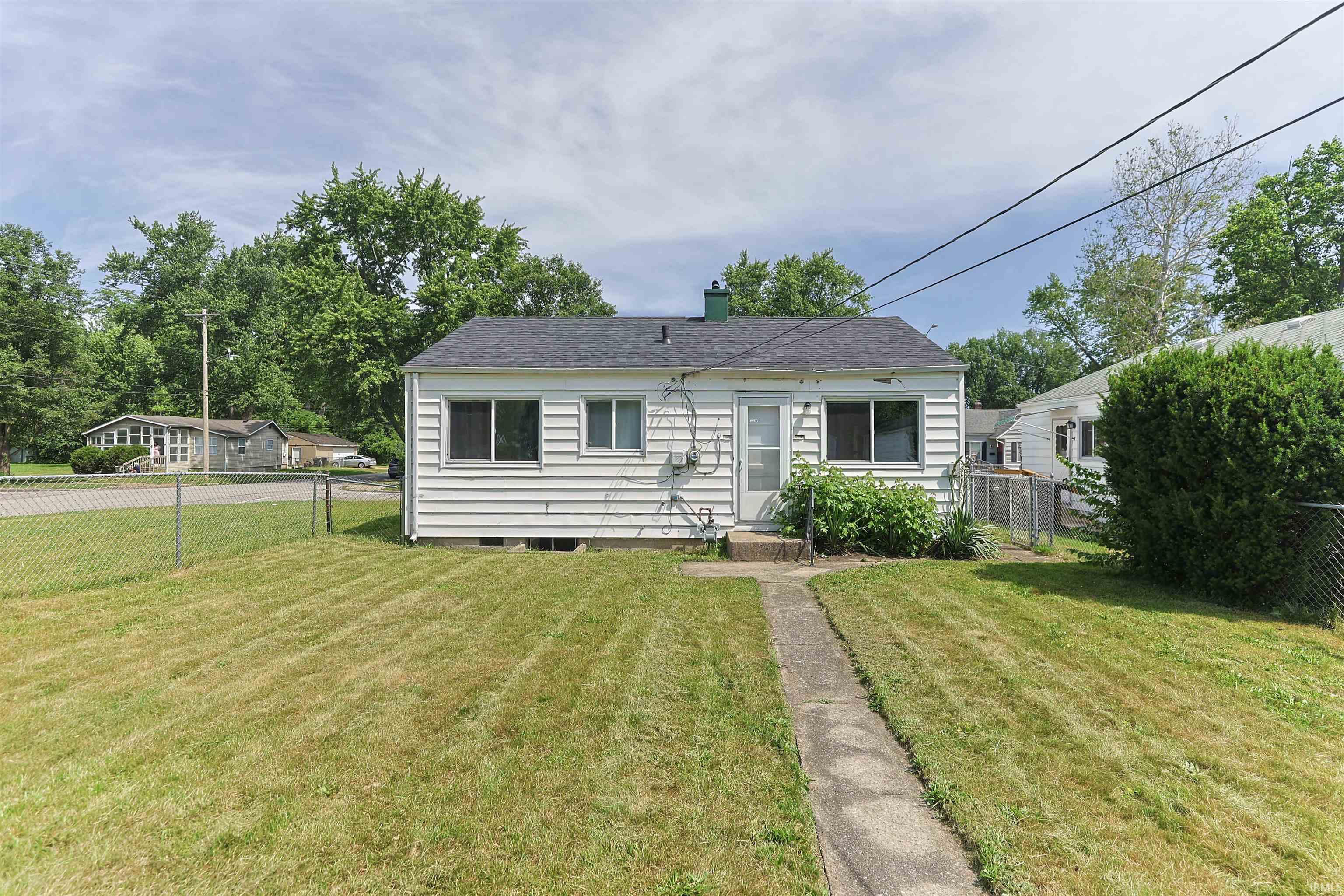 1134 Kinyon Street South Bend IN 46616
