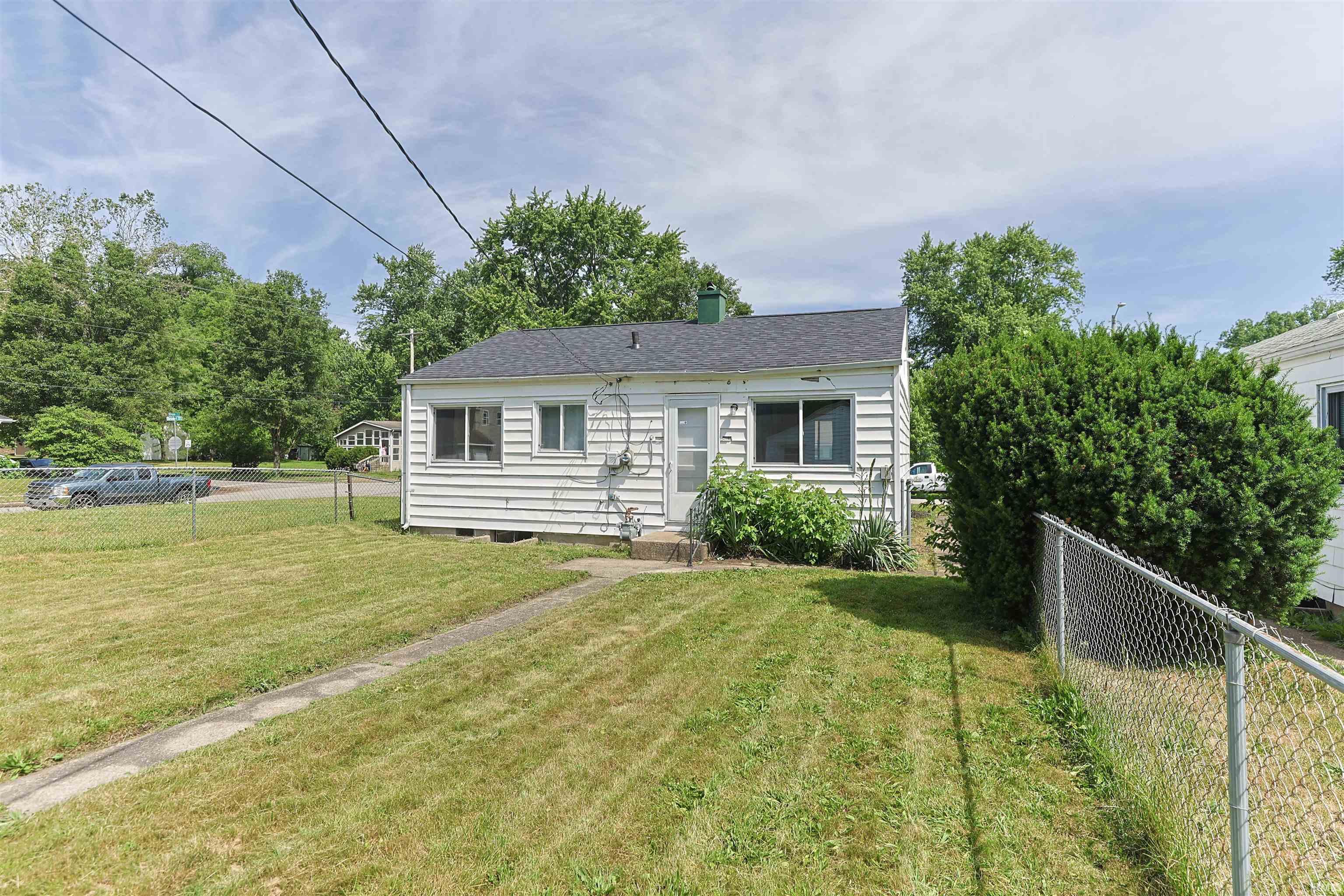 1134 Kinyon Street South Bend IN 46616