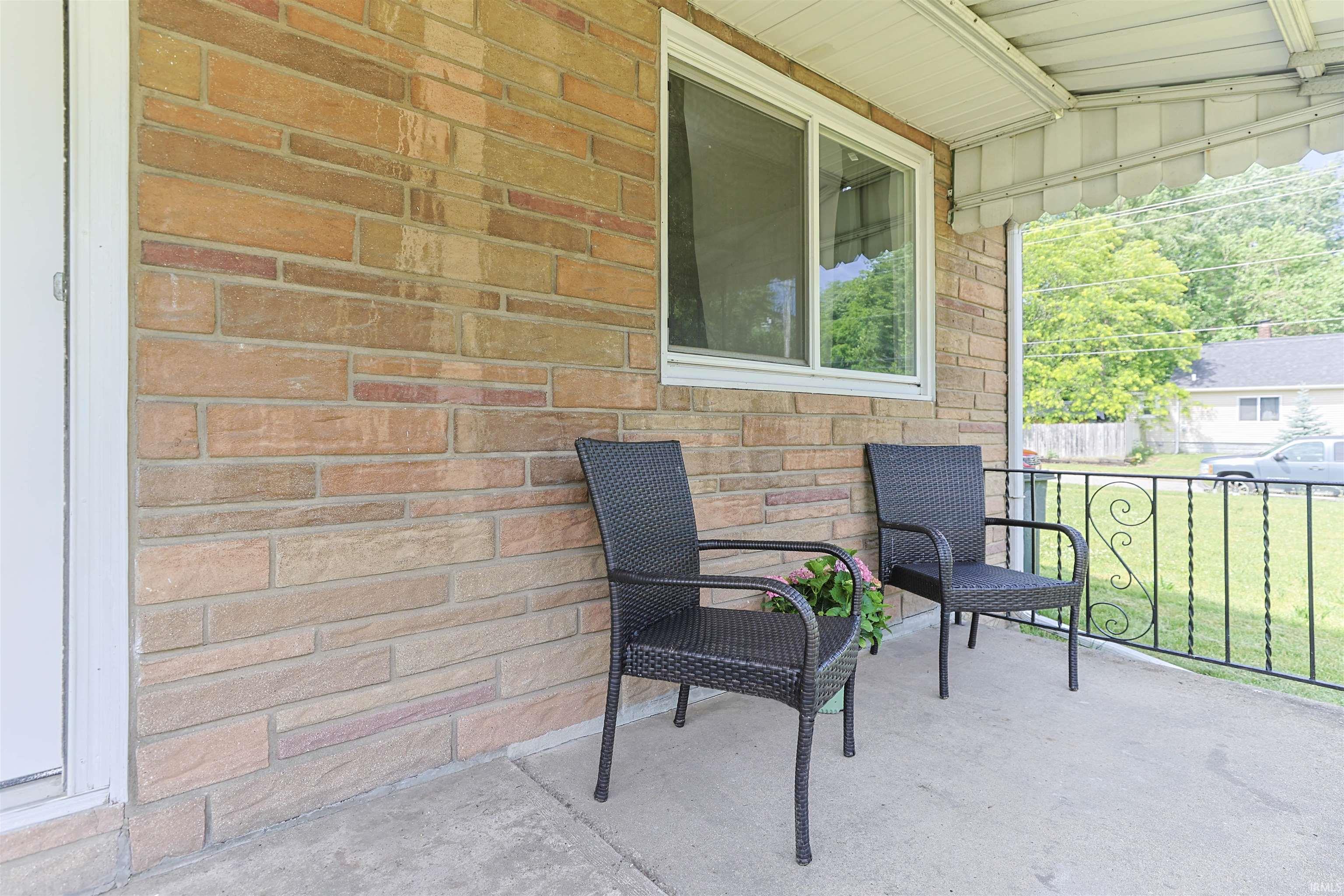 1134 Kinyon Street South Bend IN 46616