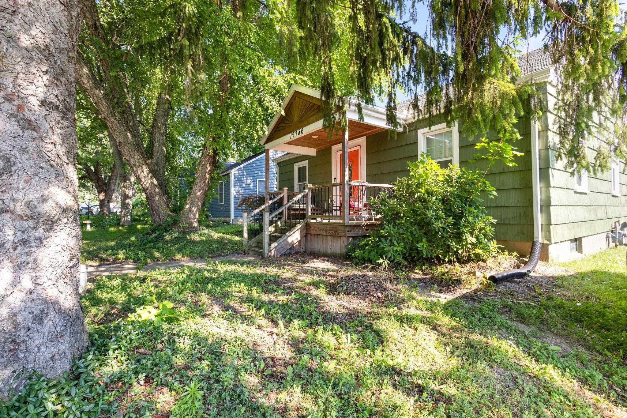 19786 Gilmer Street South Bend IN 46614