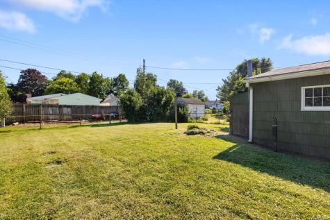 19786 Gilmer Street South Bend IN 46614