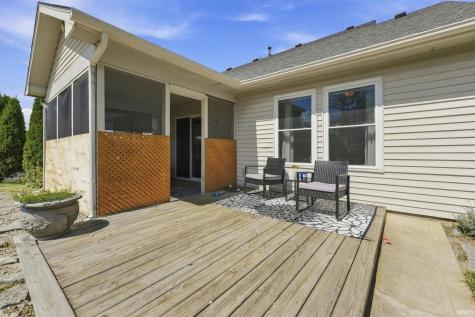 8705 Goshawk Lane Fort Wayne IN 46825