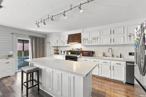 8705 Goshawk Lane Fort Wayne IN 46825