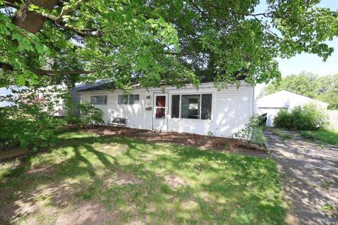 4027 Woodvale Drive South Bend IN 46614