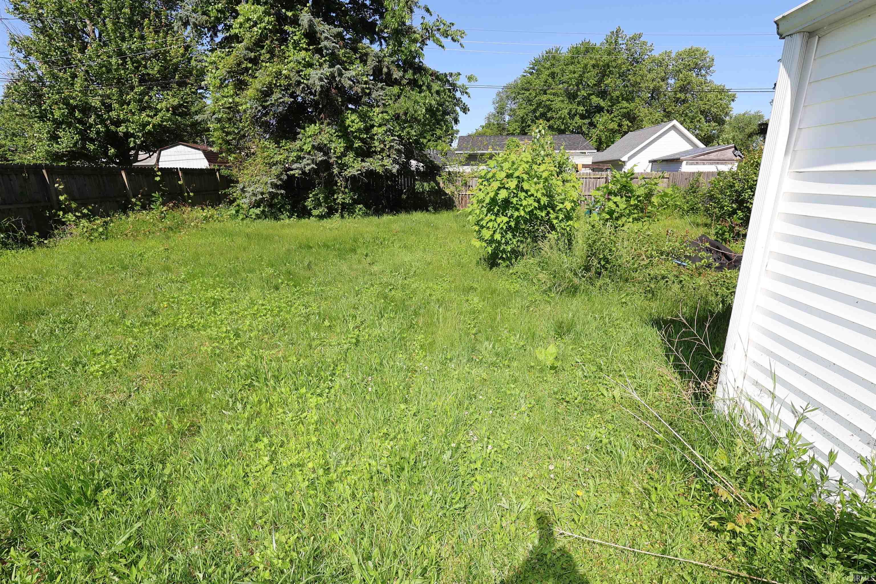 4027 Woodvale Drive South Bend IN 46614