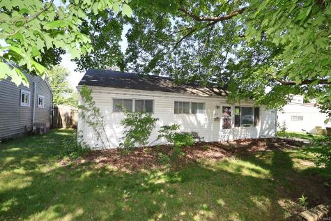 4027 Woodvale Drive South Bend IN 46614