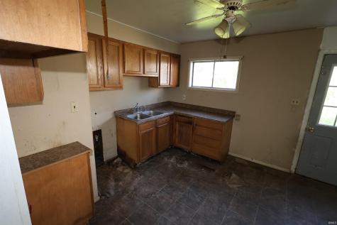 4027 Woodvale Drive South Bend IN 46614
