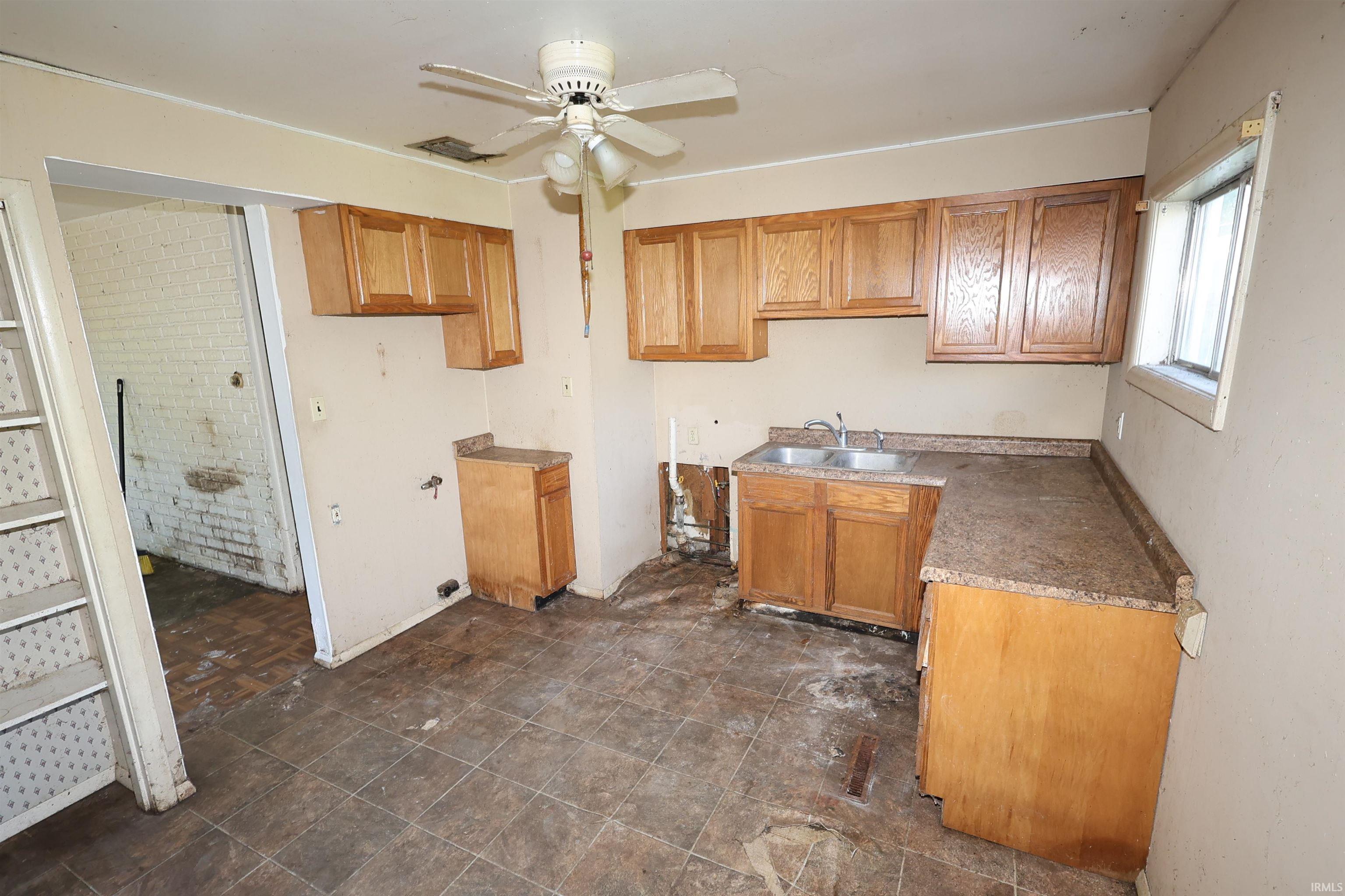 4027 Woodvale Drive South Bend IN 46614