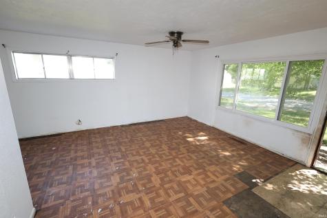4027 Woodvale Drive South Bend IN 46614