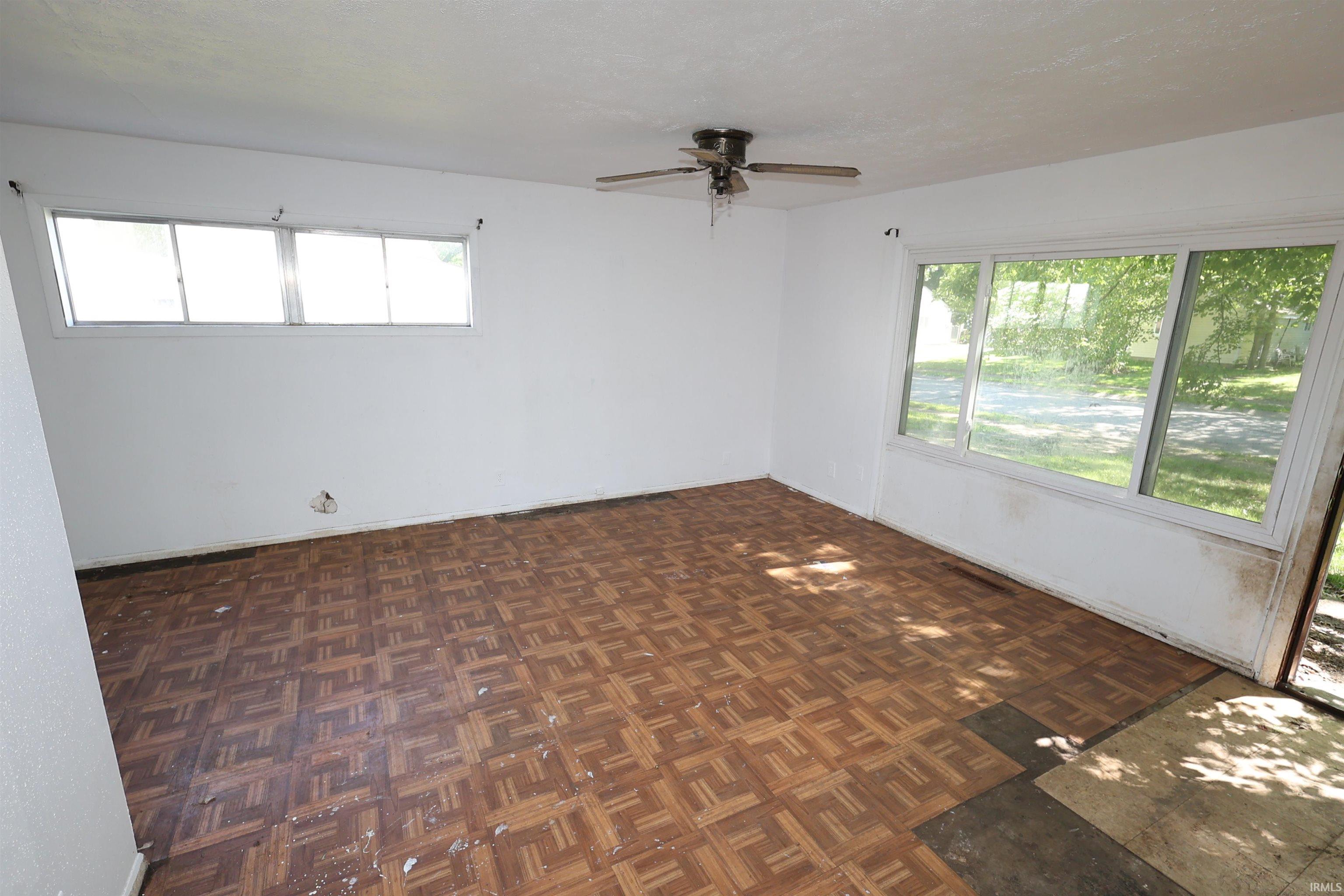 4027 Woodvale Drive South Bend IN 46614