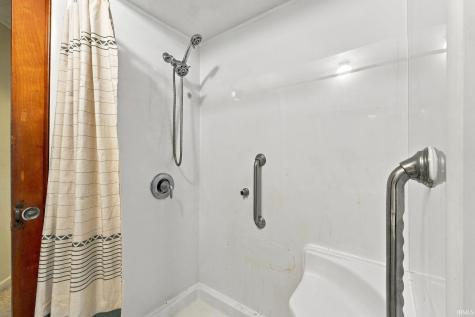 1730 Lower Huntington Road Fort Wayne IN 46819
