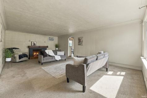 1730 Lower Huntington Road Fort Wayne IN 46819