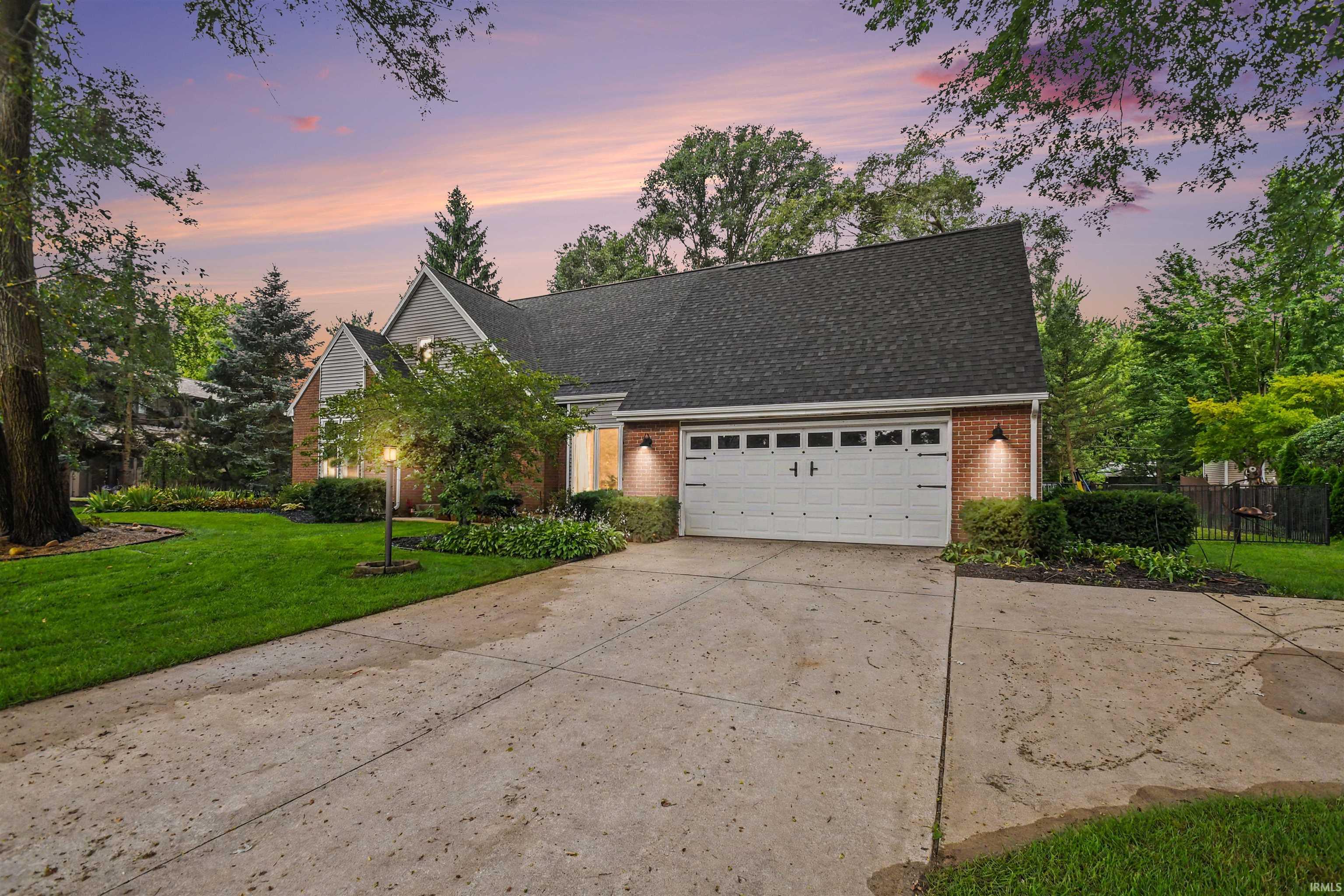 54563 Hunters Court Elkhart IN 46514