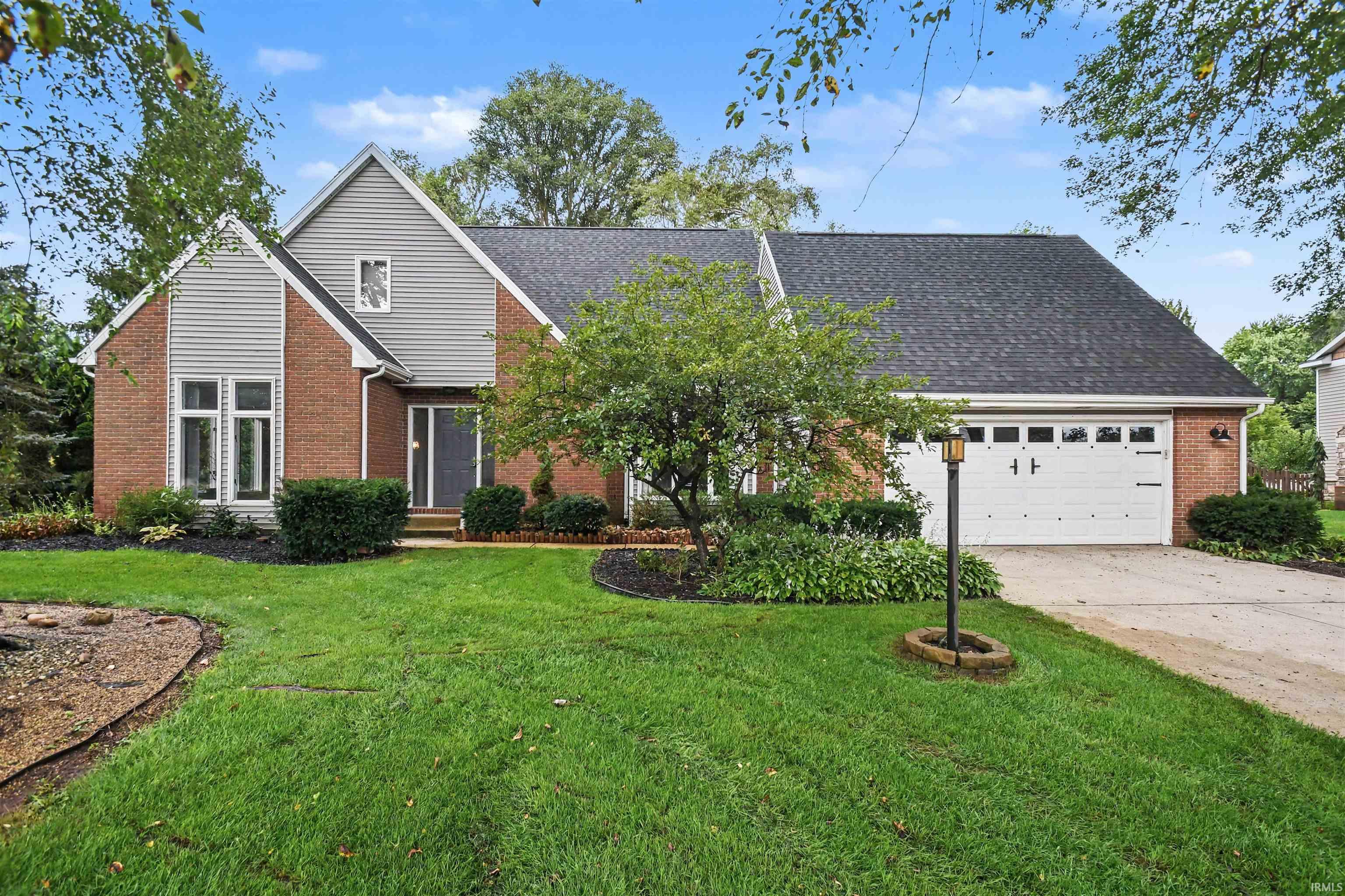54563 Hunters Court Elkhart IN 46514