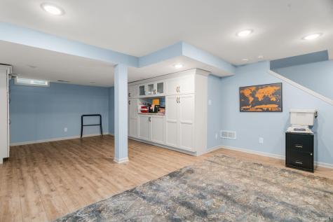 17971 Tollview Drive South Bend IN 46635