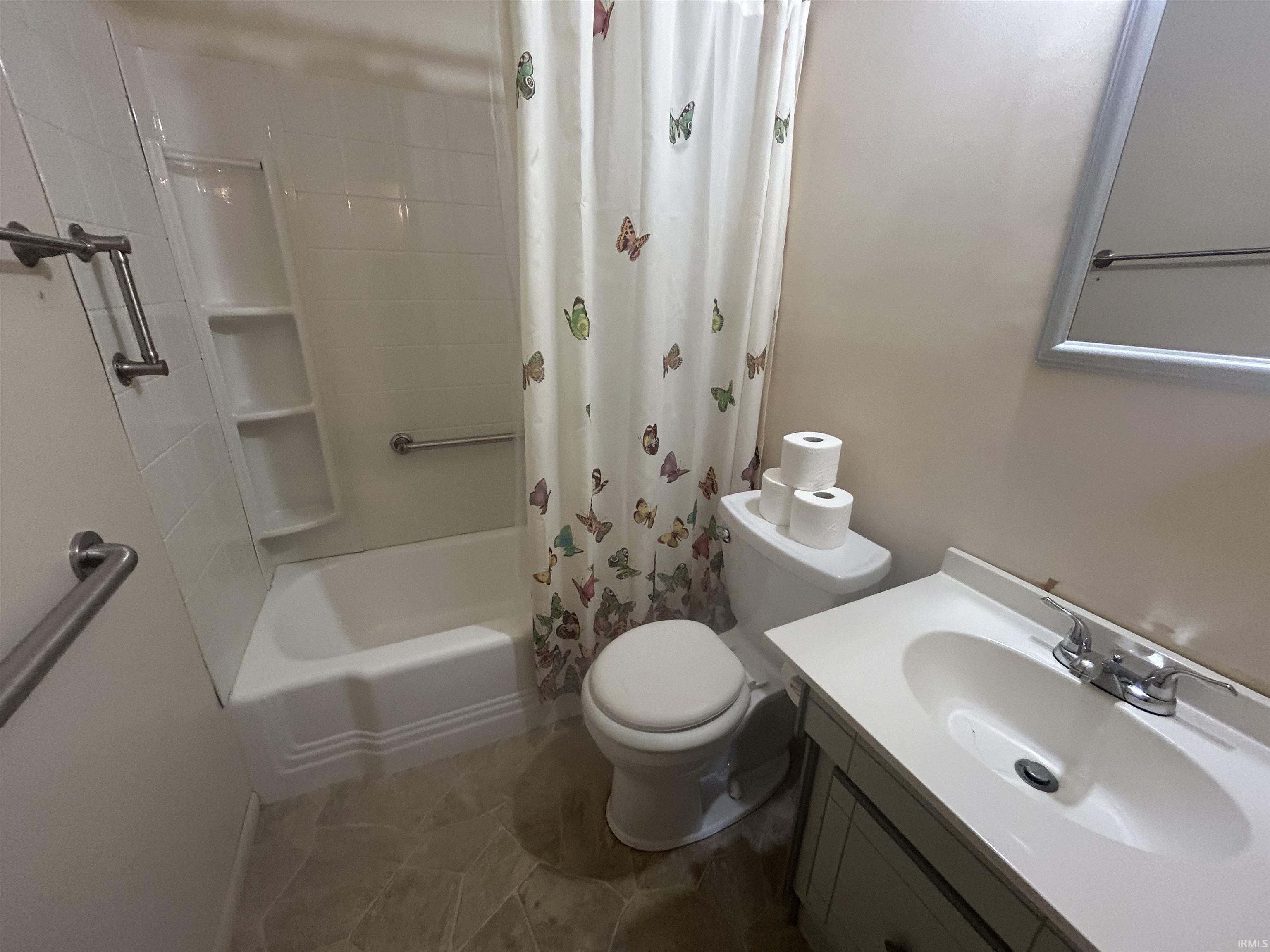 2107 Maplehurst Avenue Mishawaka IN 46545