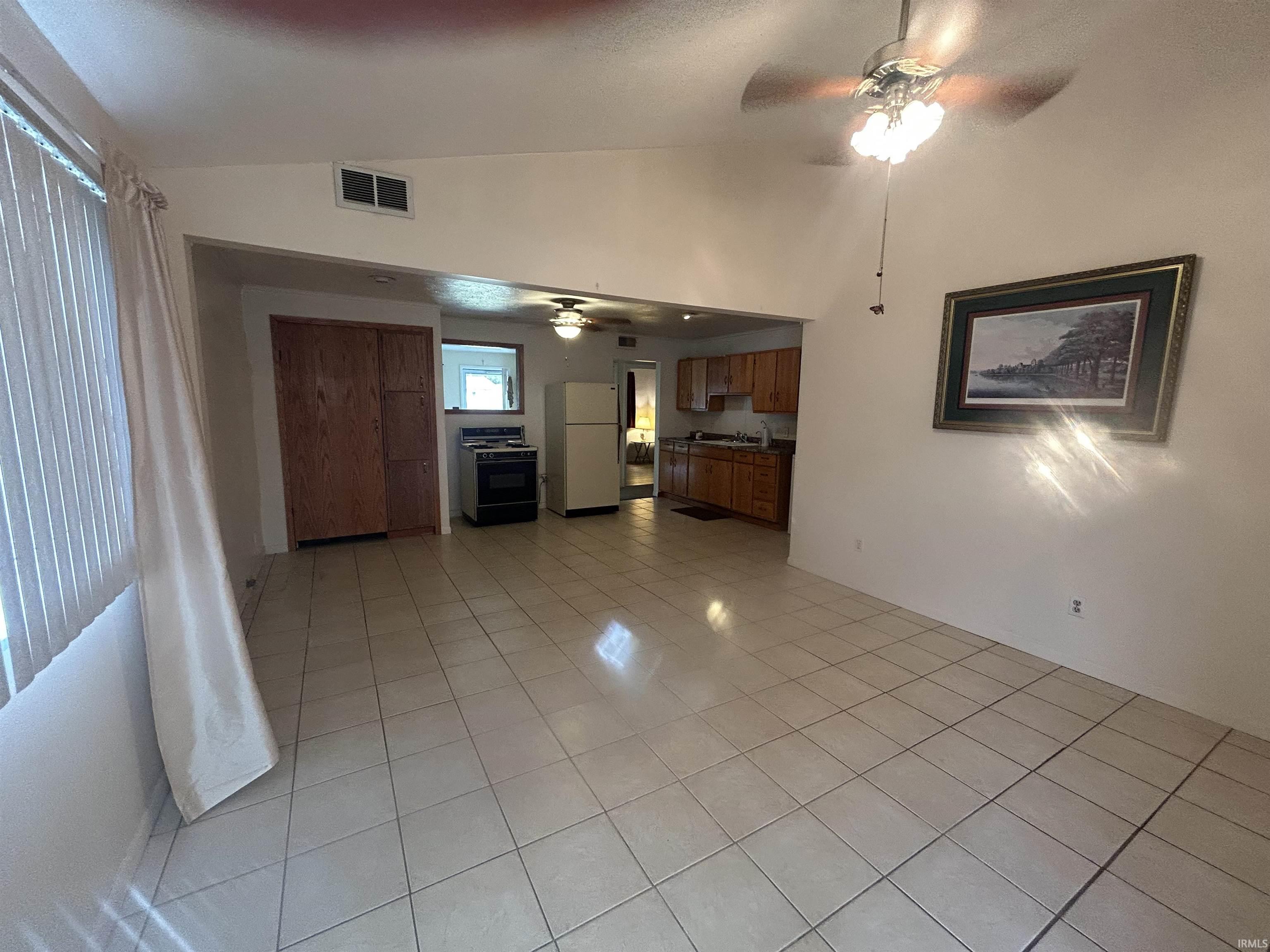 2107 Maplehurst Avenue Mishawaka IN 46545