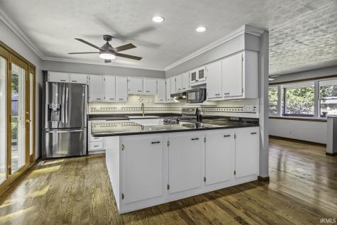 4158 Trees Drive Lafayette IN 47909