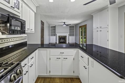 4158 Trees Drive Lafayette IN 47909
