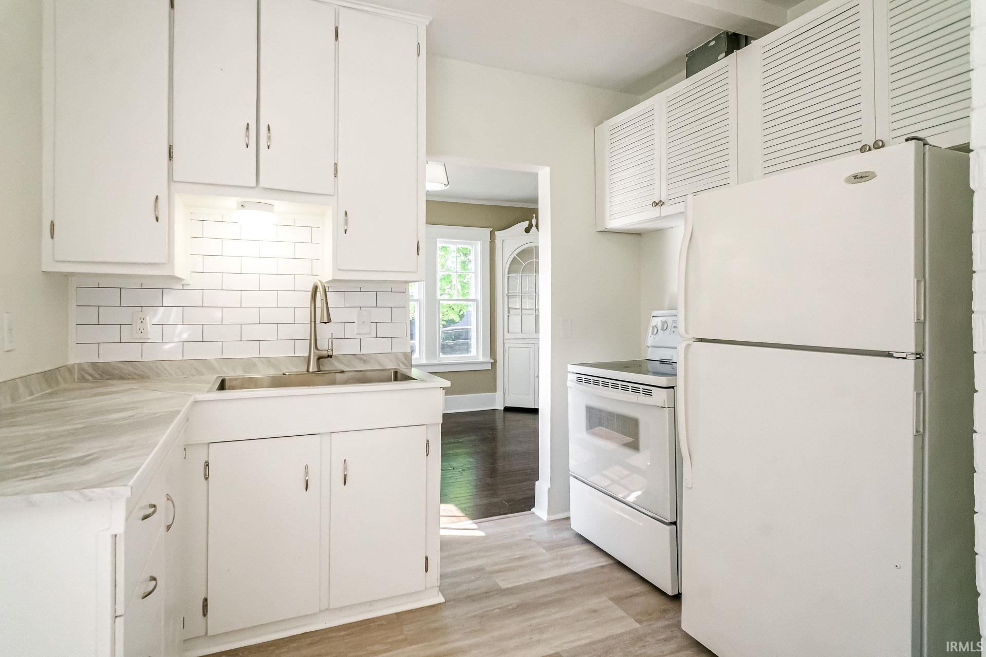 1202 Cleveland Avenue South Bend IN 46628